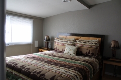 Lodge_Upstairs_Queen