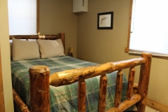 Trappers_Cabin_Double_Bed